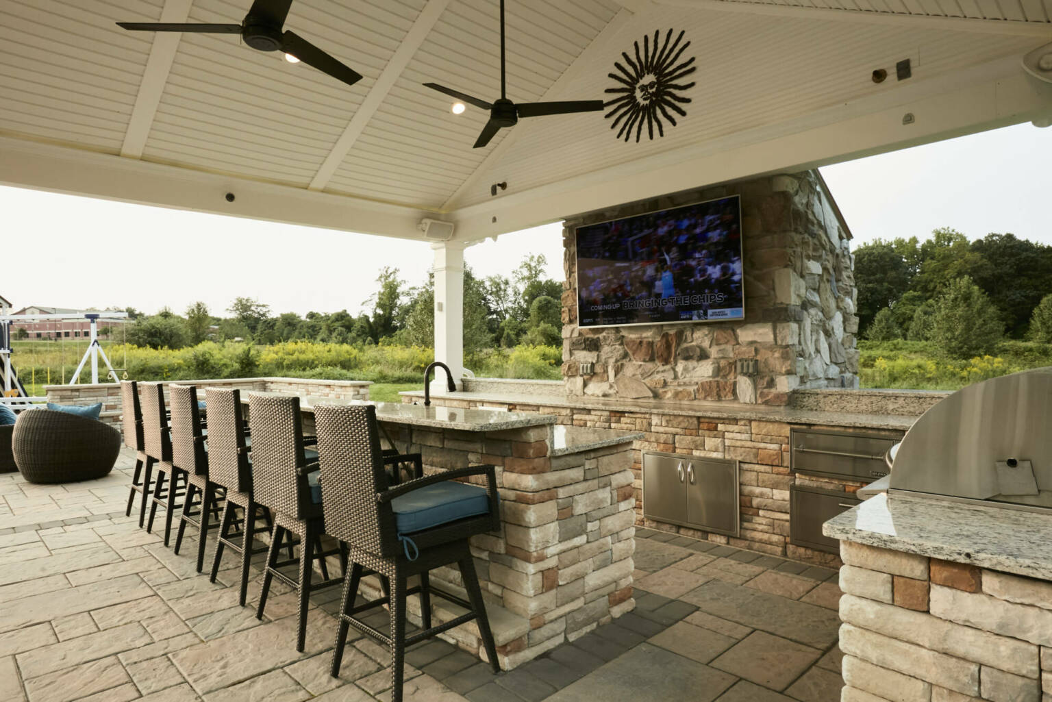 Outdoor Kitchens Lazo Landscaping