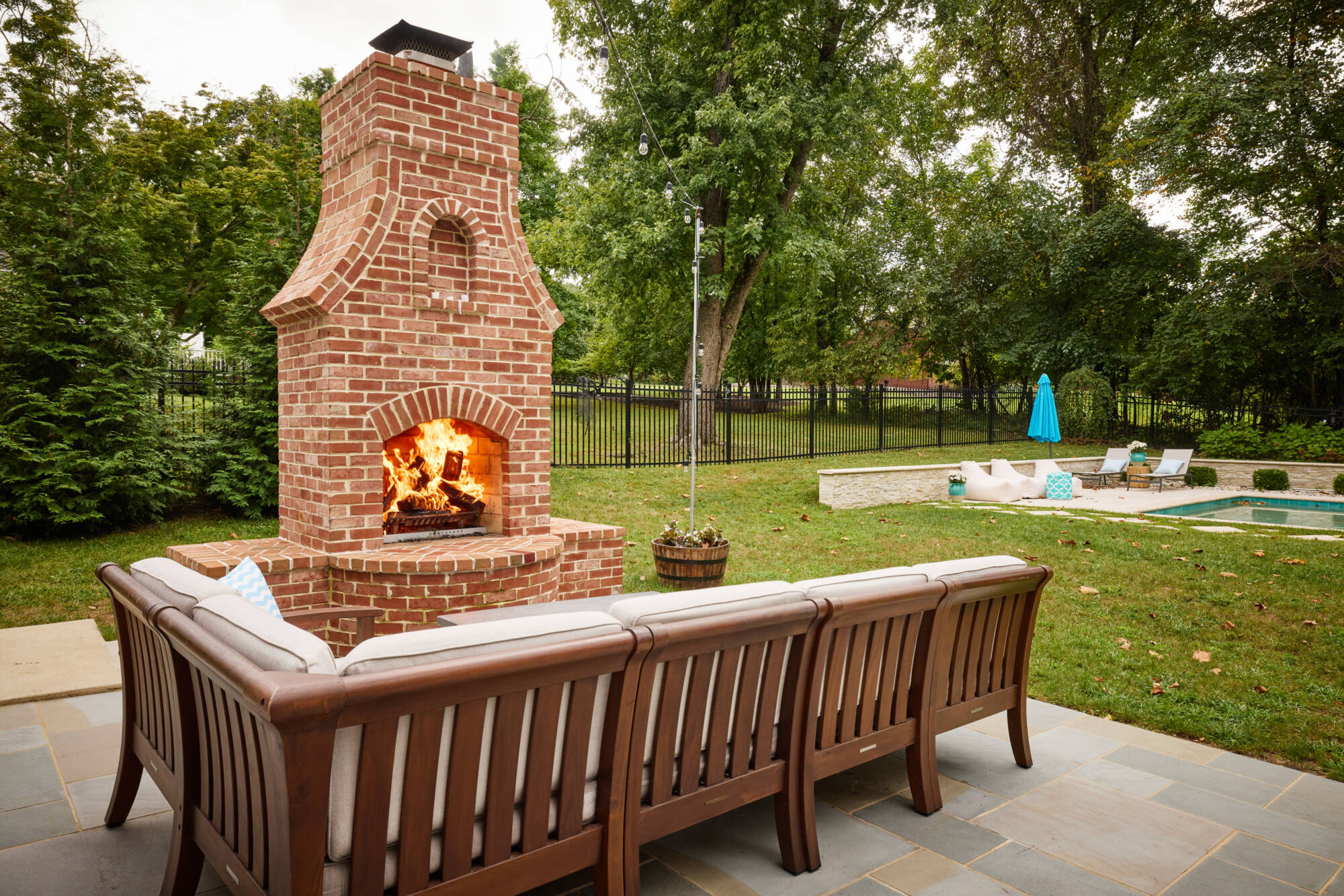 Outdoor Fireplace With Bench Seating (w/ Tips From A